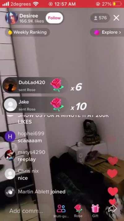 Aunty had too much too drink 🤪