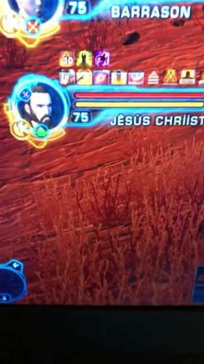 Look who took time out of his busy schedule to help us in our fp! He’s even our healer too!