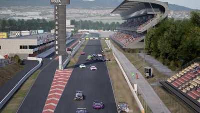 Absolute chaos in LFM GT3 sprint