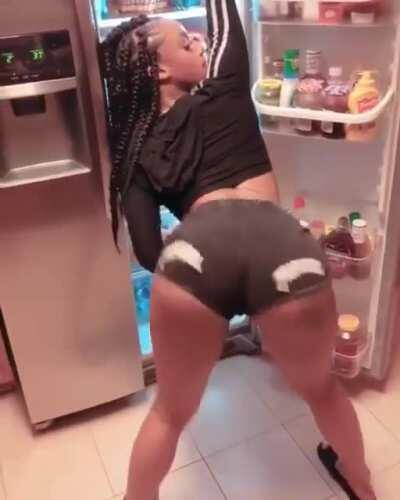 That thaang don't jiggle the same no more my dawgs 😒