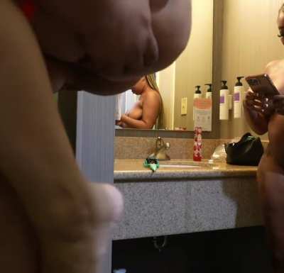 This sums up her Onlyfans. She will touch a dick and call it a sextape