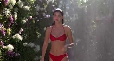 Phoebe Cates