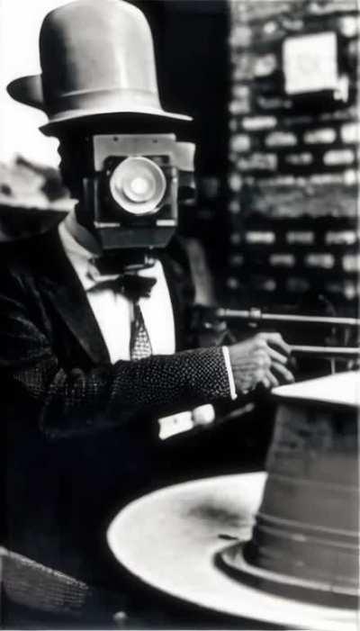 1920s AI Robot Archives, video to video, Runway gen-1