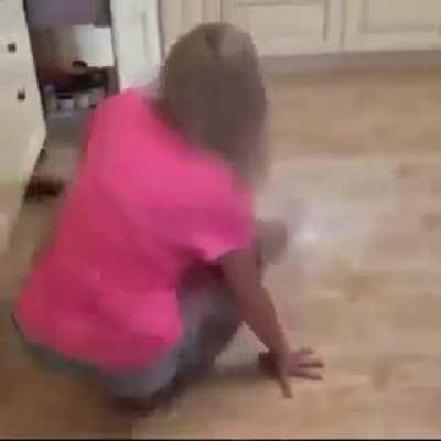 Floppa falls😔😔