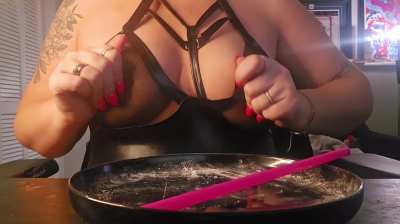 Who’s still rocking weekend lines?