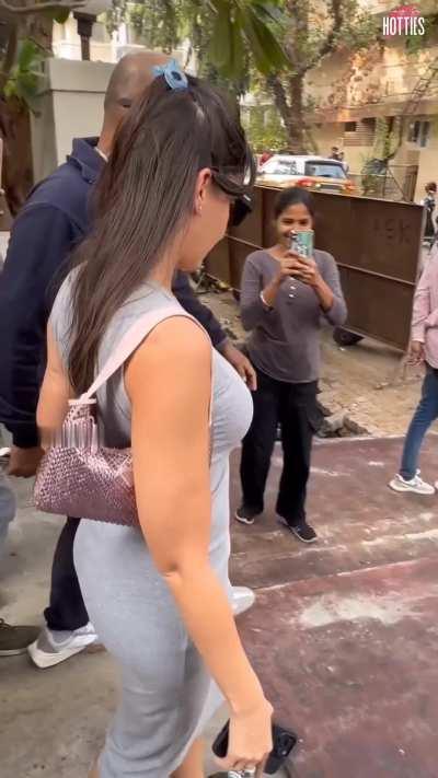 There might be no Bigger Pig in Bollywood that has Made Indian Men's Dick Hard or Even Cum on her only by her Paparazzi Videos. She knows how to even take a single step to make her Udders Jiggle and How to flaunt her Ass in front of Camera. Mulli Cumslut 