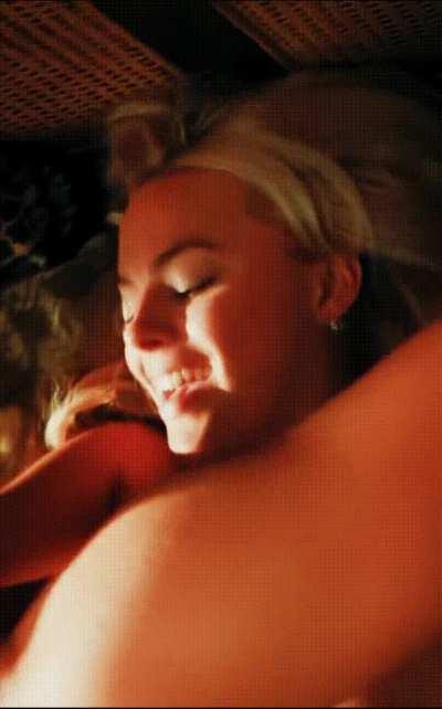 You are railing Margot Robbie. Pick the next position