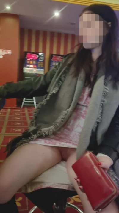 Dared to (f)lash my pussy in a busy casino. A condition was to just sit and look unbothered so it looks natural and the people walking past can enjoy the view. Did I do ok? And if not, let me know how I can improve my flashing game.