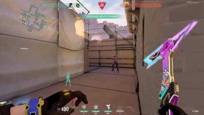 Epic knife fail and the enemy Raze...clutches for us? XD