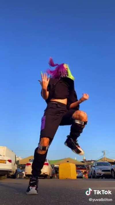 Nighthawk in the parking lot celebrating 16k in CringeTime!! 🥳