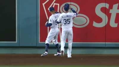 Dodger players pay respect to a fallen teammate
