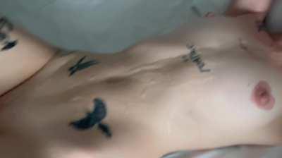 anyone want to do a shot of cum out of my bellybutton? 