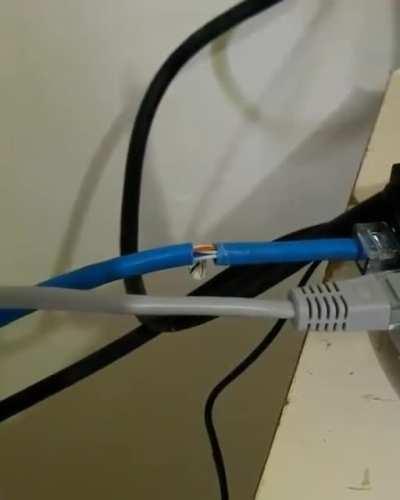 I hate when the internet starts to leak again