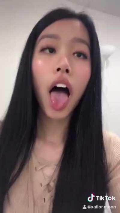 hmmm.. please be gentle :3