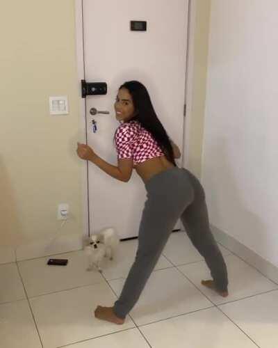 Mirella Santos (Gêmeas Lacração)