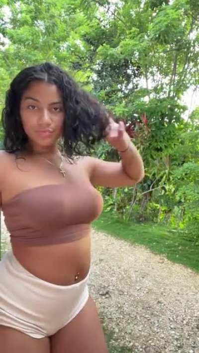 Pretty thot😍join up