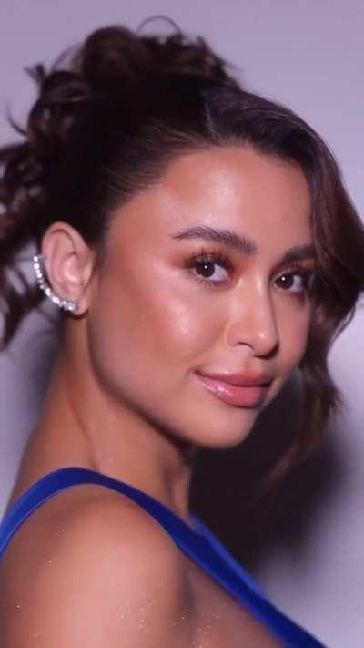 Yassi Pressman 