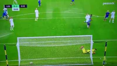 When your distraction game is on point!