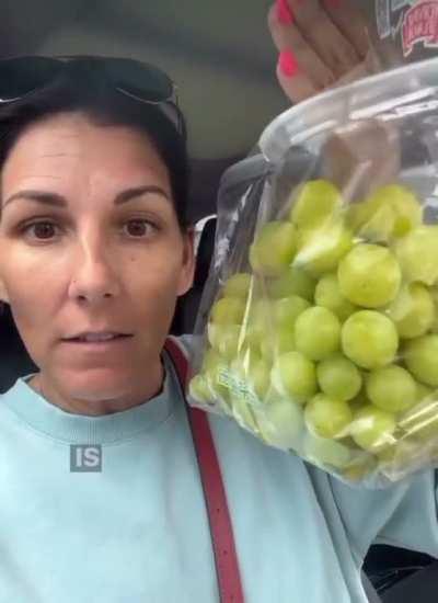 Inflation? What Inflation? Bag of grapes cost this lady $10 ...... 🚨🚨🚨