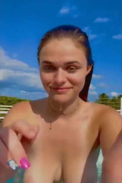 Sexy Swimmer