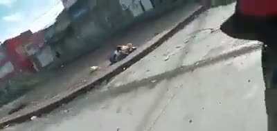 Esta es la munición que utiliza la policía en Colombia. Para reprimir las manifestaciones. Será legal?