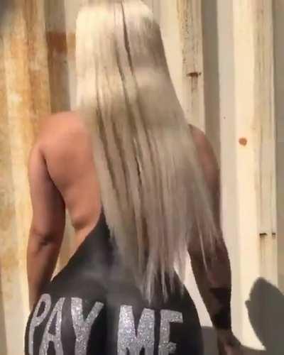 NSFW “40 bars” out here lookin like a snack