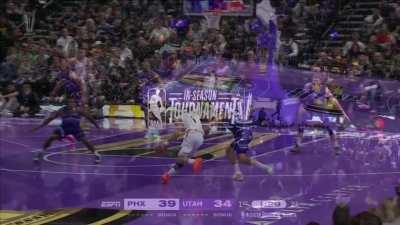 [Highlight] Lauri Markkanen rises to deny Booker's dunk attempt