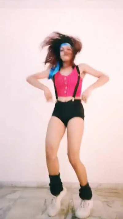 Desi stripper for your bachelors party. She loves to shake those thighs 💦