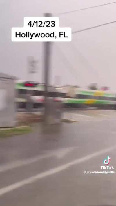 Y asi valio el oficio de el camionero .