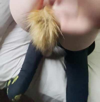 Meu marido me veste de cadela pra me foder