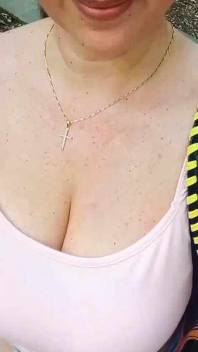 my boss always compliments me on my outfits and I don't know why