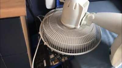 Rate my War Thunder set-up (don’t get too jealous 🥶)