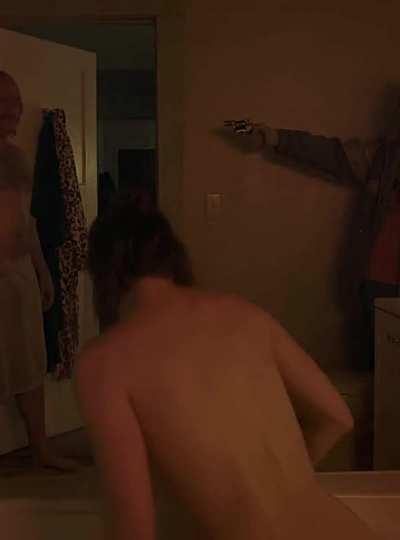 Mary Elizabeth Winstead has a fat ass