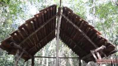 Dirt house tutorial IRL (incl. proper crafting of stone axe and wooden door)