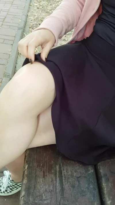 No panties pussy boobs flashing in a public park [Gif]