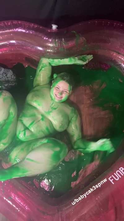 my first ever gunge video!!! it was so fun to slip and slide around