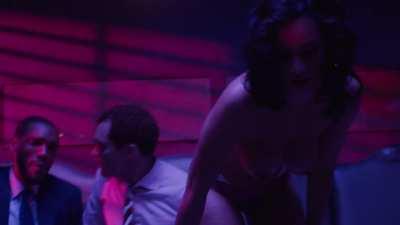 [Ass] [Topless] Elarica Johnson in 