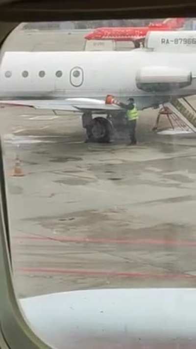 Variant of de-icing system