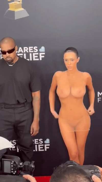 Bianca Censori at 2025 Grammy Awards