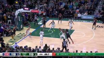 [Highlight] Brook Lopez gets a huge block and Malik gets the steal late in the clutch!