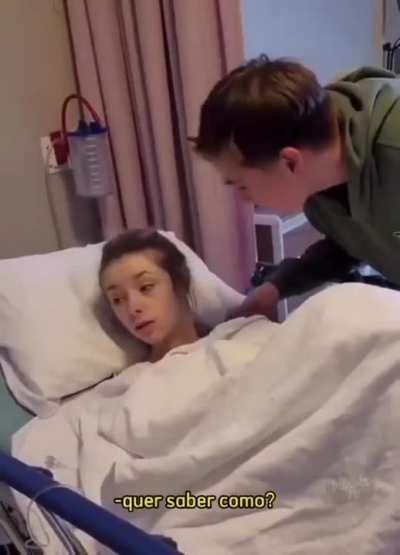 Husband interacting with his wife who is having post-surgery short term memory loss