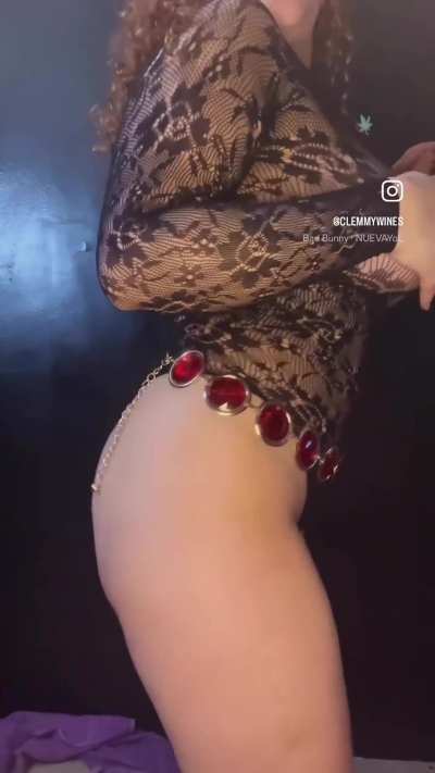 How we feeling on thick gals? 