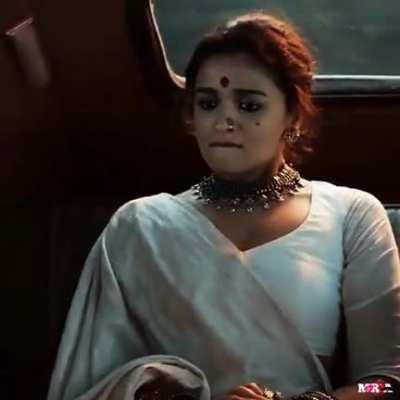 Those hot expressions of Alia Bhatt🥵