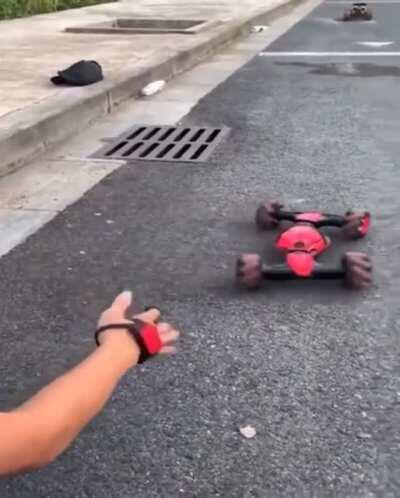 Gesture controlled stunt car