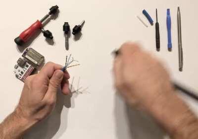 Untwist Tool - the fastest way to untwist, separate and straighten the twisted pair wire when crating custom Network Cables