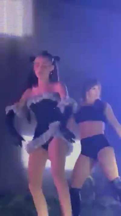 (Flashing Lights Warning) Doing her lil dance routine- San Francisco