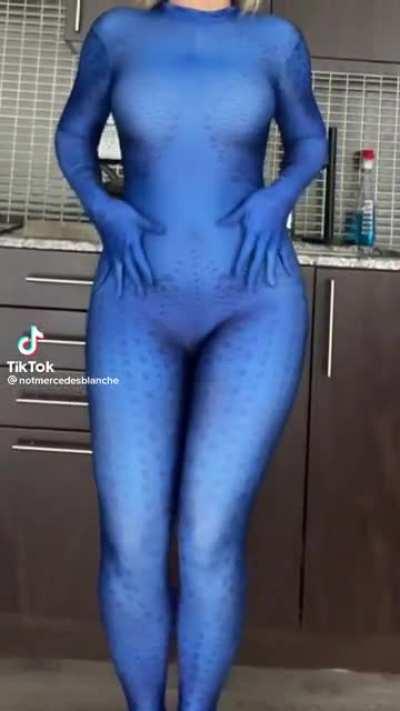 Sexiest cosplay (missmercedesblanche)