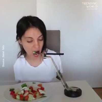 Awesome mother dispute no arms