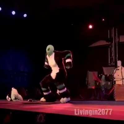 Alien furry fdskkkkk