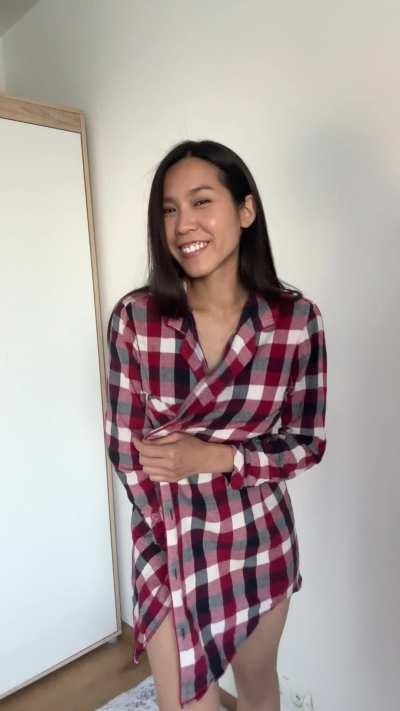 Cant decide.. Do I look cute or sxc?